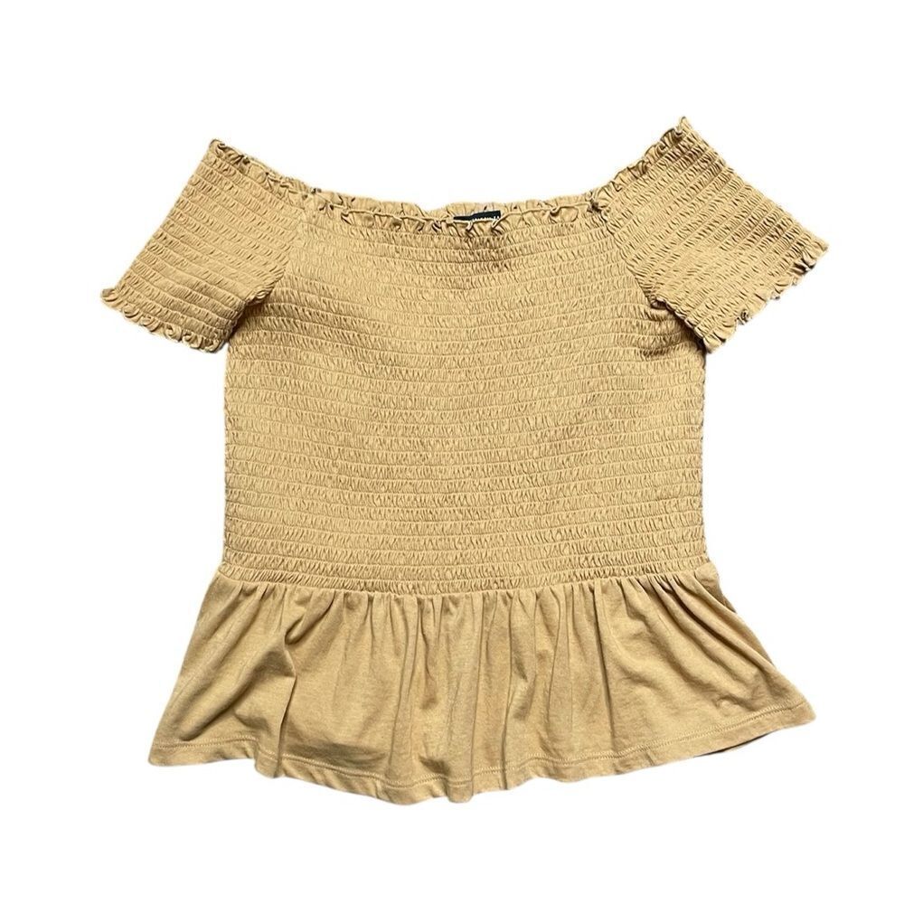 American Eagle Smocked Off-Shoulder Top Top Yellow Size Medium